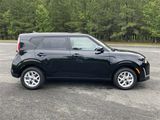 New 2025 Kia Soul LX w/ LX Technology Package image 2