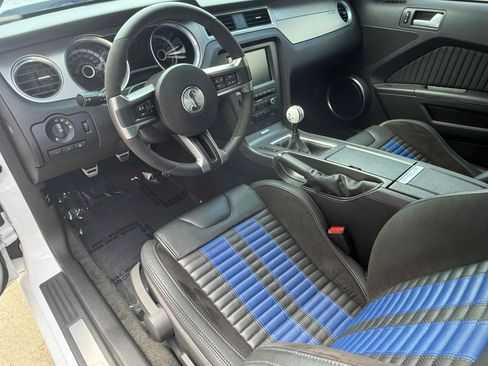 Used 2014 Ford Mustang Shelby GT500 w/ Equipment Group 821A RWD image 23