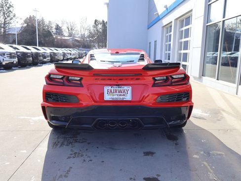 Used 2024 Chevrolet Corvette Z06 image 9
