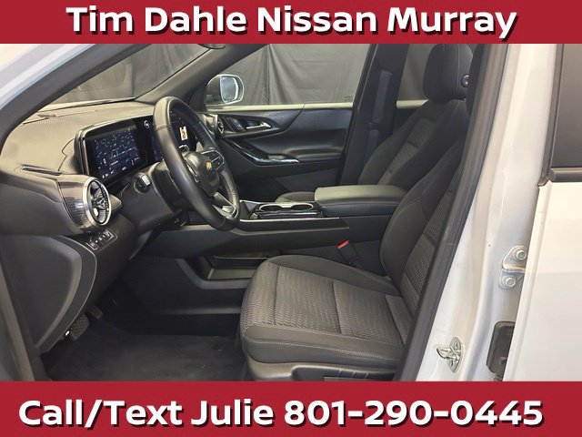 Used 2025 Chevrolet Equinox LT AWD/4WD image 21