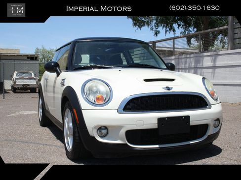 Used 2010 MINI Cooper S FWD image 1