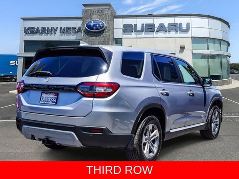 Used 2024 Honda Pilot EX-L image 6