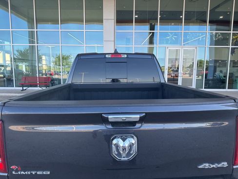 Used 2019 RAM 1500 Limited AWD/4WD image 17
