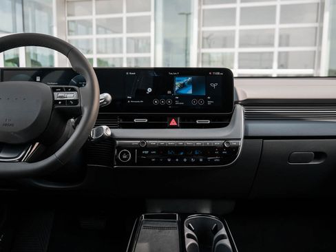 New 2026 Hyundai Ioniq 5 SE AWD/4WD image 15