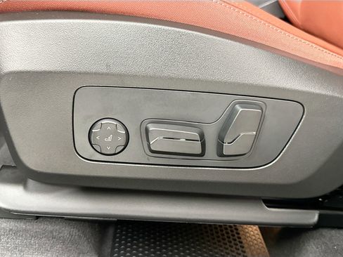 New 2026 BMW X1 xDrive28i w/ Technology Package image 19