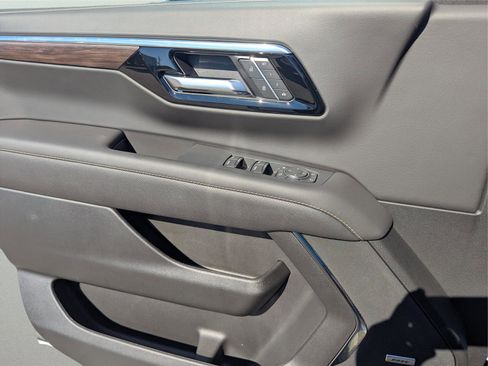 New 2026 Chevrolet Tahoe Premier w/ Sun And Tow Package image 18