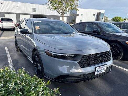 Certified 2025 Honda Accord Sport image 1