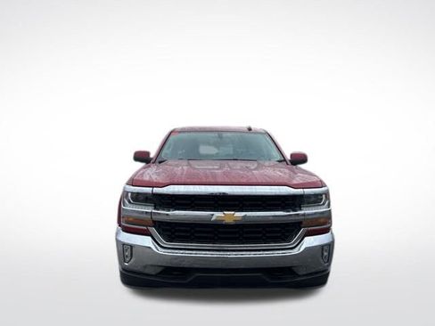 Used 2018 Chevrolet Silverado 1500 LT w/ All Star Edition image 13
