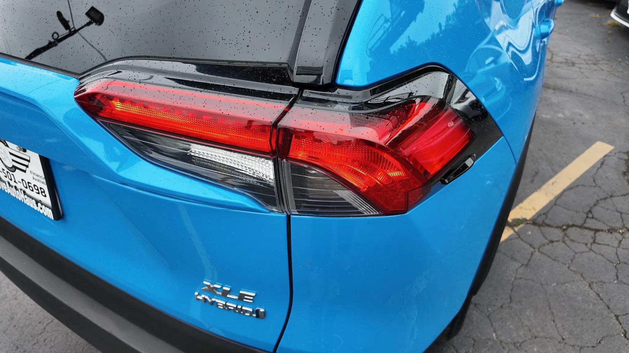 Used 2021 Toyota RAV4 XLE w/ Convenience Package AWD/4WD image 15