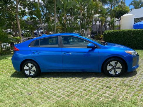 Used 2018 Hyundai Ioniq Blue FWD image 8