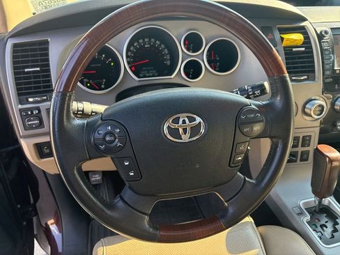 Used 2012 Toyota Sequoia Platinum AWD/4WD image 16