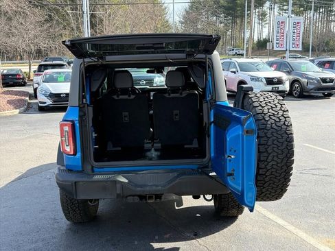 Used 2022 Ford Bronco Badlands image 24