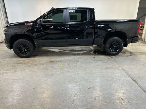 Used 2021 Chevrolet Silverado 1500 LT Trail Boss w/ Convenience Package II image 9