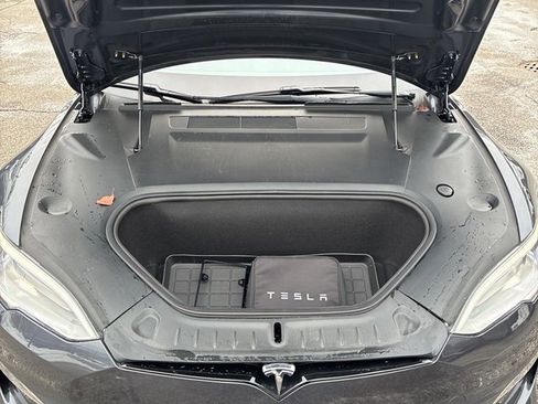 Used 2021 Tesla Model S Plaid image 15