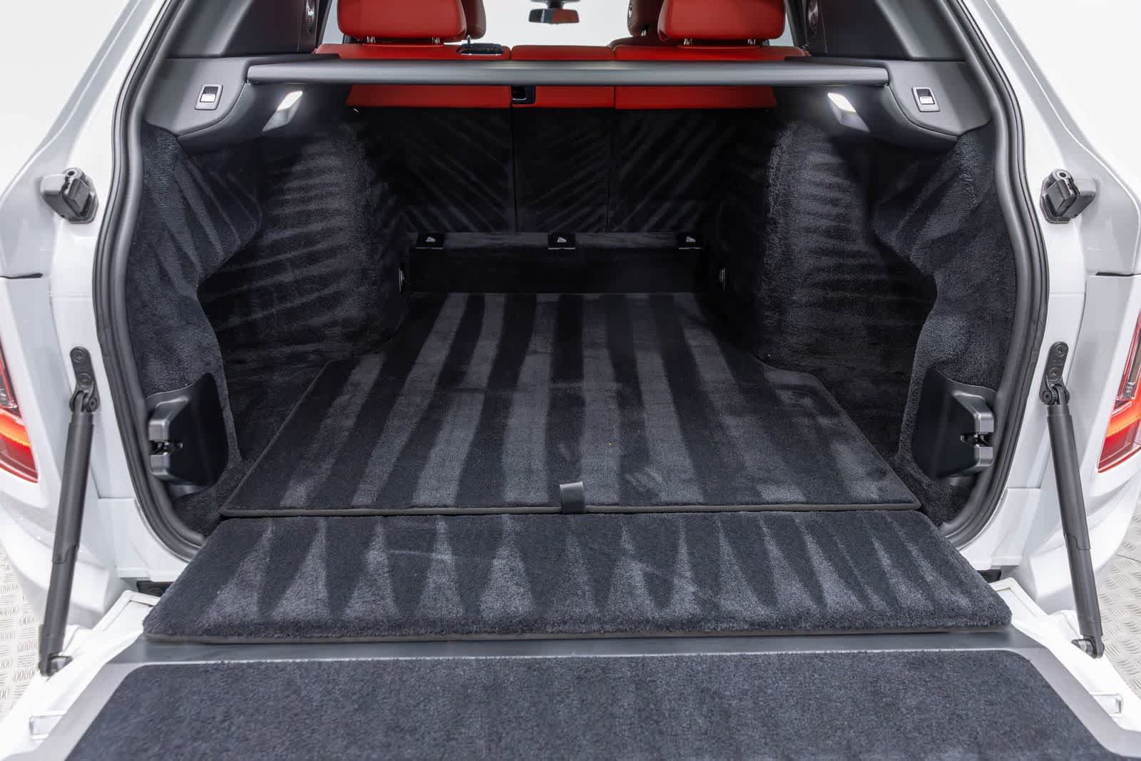Used 2021 Rolls-Royce Cullinan AWD/4WD image 45