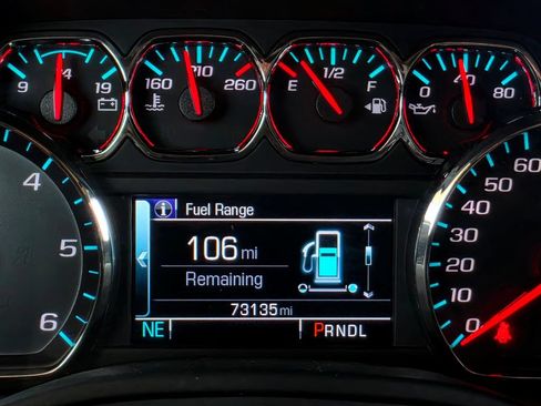 Used 2019 GMC Yukon SLT w/ Open Road Package AWD/4WD image 31