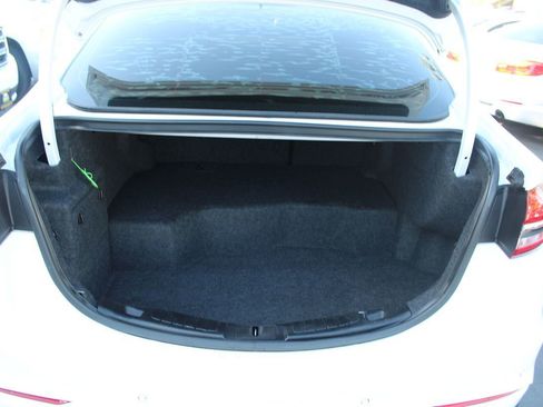 Used 2020 Ford Fusion SE FWD image 17