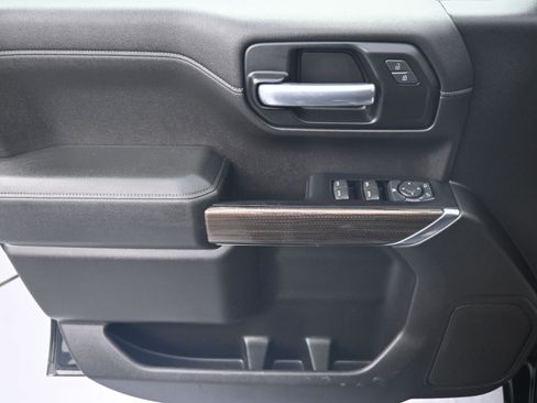 Certified 2019 Chevrolet Silverado 1500 LT w/ Remote Start Package image 21