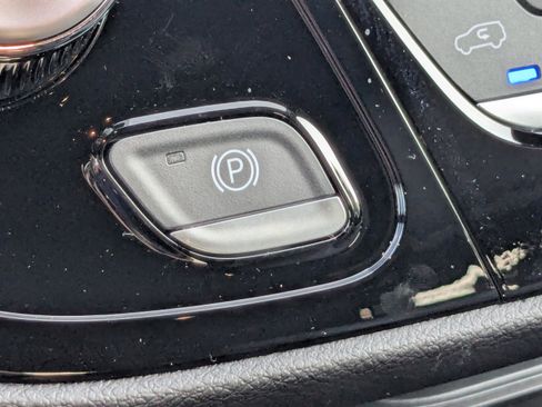 New 2026 Chrysler Voyager LX image 27