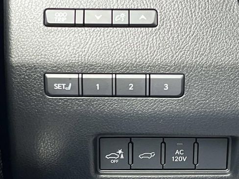 Certified 2024 Lexus GX 550 image 36