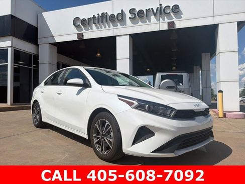 Used 2024 Kia Forte LXS FWD image 1
