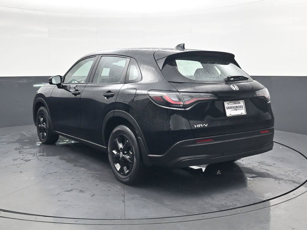 Used 2024 Honda HR-V LX image 8