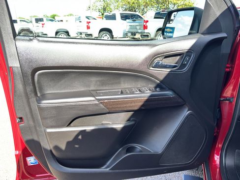 Used 2019 GMC Canyon SLE w/ Elevation Edition RWD image 13