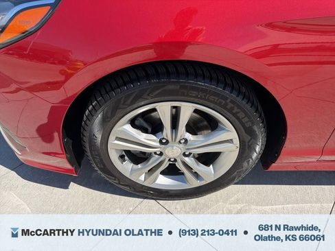 Used 2018 Hyundai Sonata Limited FWD image 9