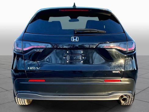 Used 2023 Honda HR-V Sport image 5