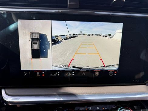 Used 2024 GMC Sierra 2500 Denali Ultimate image 18