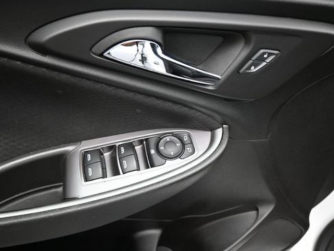Used 2024 Chevrolet Malibu LT FWD image 11