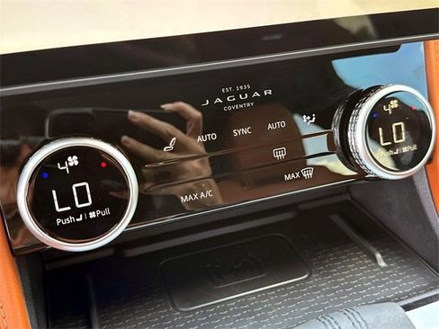 New 2026 Jaguar F-PACE R-Dynamic S image 22