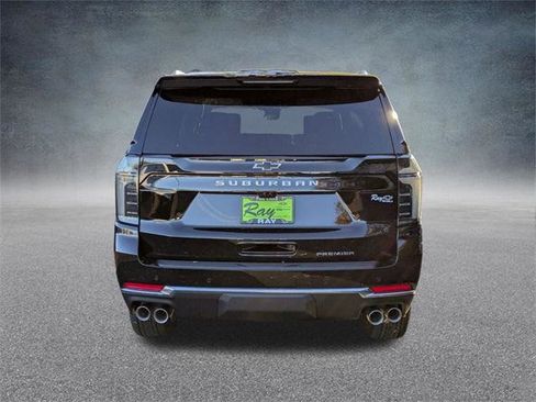 New 2026 Chevrolet Suburban Premier image 5