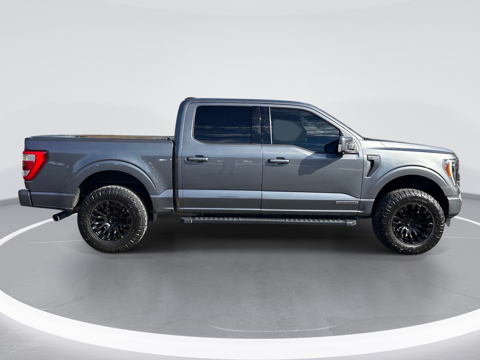 Used 2021 Ford F150 Lariat w/ Equipment Group 502A High AWD/4WD image 9