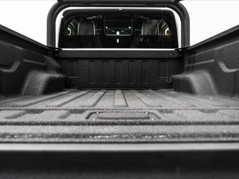 Used 2026 Jeep Gladiator Sport image 8