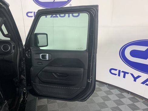 Used 2022 Jeep Wrangler Unlimited Sahara w/ Cold Weather Group image 41