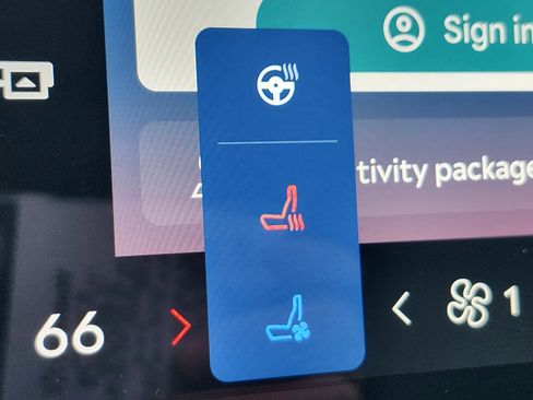 Used 2024 Lincoln Nautilus Reserve image 4