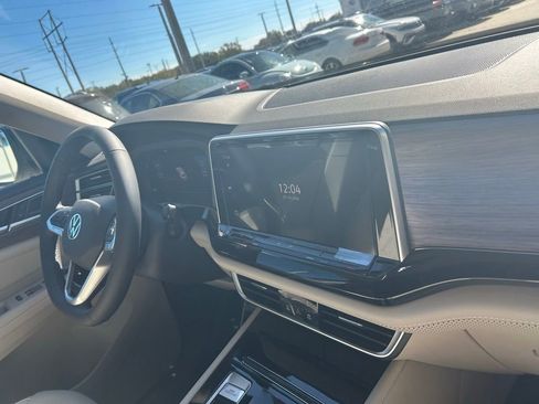 New 2026 Volkswagen Atlas SEL Premium R-Line AWD/4WD image 38