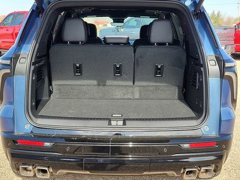 New 2026 Chevrolet Traverse High Country image 7