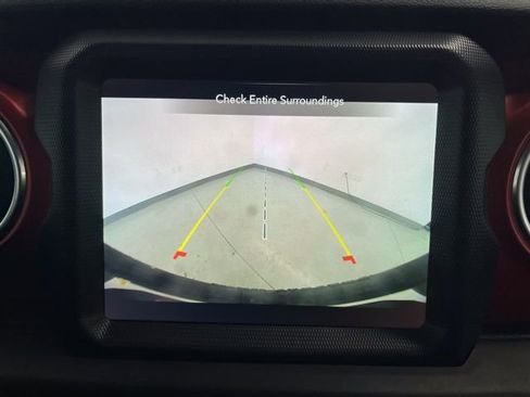 Used 2023 Jeep Wrangler Unlimited Rubicon image 40