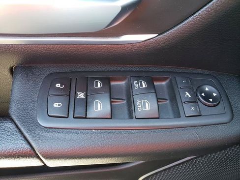 Used 2020 RAM 1500 Big Horn AWD/4WD image 31