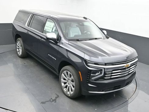 New 2026 Chevrolet Suburban High Country image 43