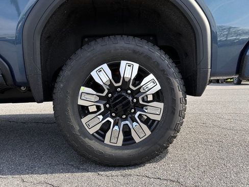 New 2026 GMC Sierra 2500 Denali w/ Denali Reserve Package AWD/4WD image 41