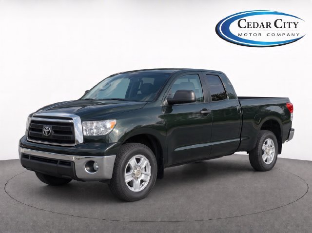 Used 2010 Toyota Tundra 4x4 Double Cab w/ SR5 Pkg image 2
