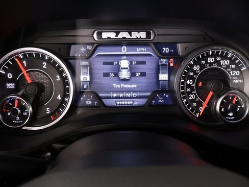 Used 2022 RAM 1500 Big Horn image 4