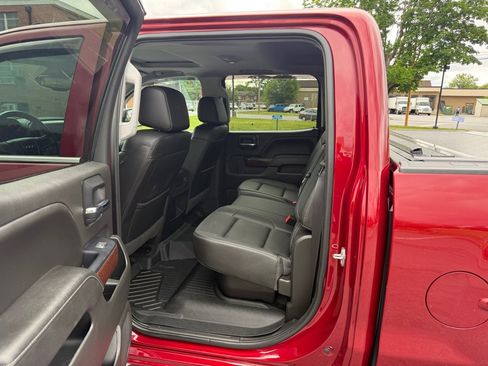 Used 2018 GMC Sierra 1500 SLT AWD/4WD image 6