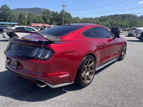 Used 2017 Ford Mustang GT Premium w/ GT Performance Package RWD image 6