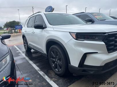 Used 2025 Honda Pilot Sport