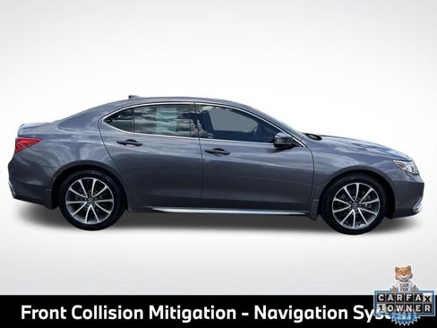 Used 2018 Acura TLX V6 w/ Technology Package FWD image 10