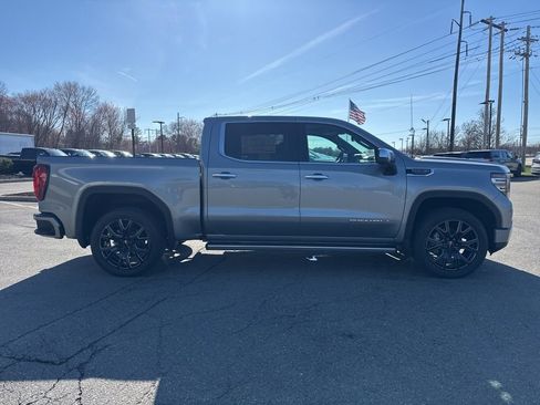 New 2026 GMC Sierra 1500 Denali w/ Denali Reserve Package AWD/4WD image 7